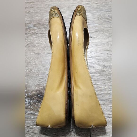 Jimmy Choo Whirl Ballet Flats Tan Beige  Glitter Cap Toe Patent Leather Sz 35.5 - Picture 6 of 11